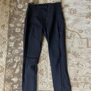 Lululemon size 6 leggings